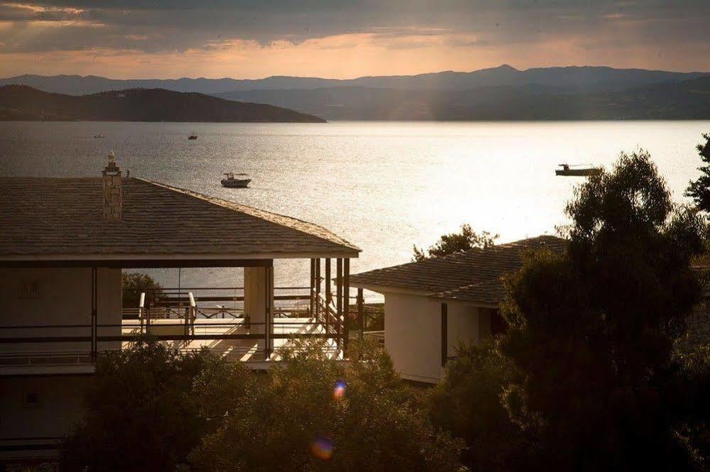 Ayia Marina Suites Ouranoupoli Extérieur photo