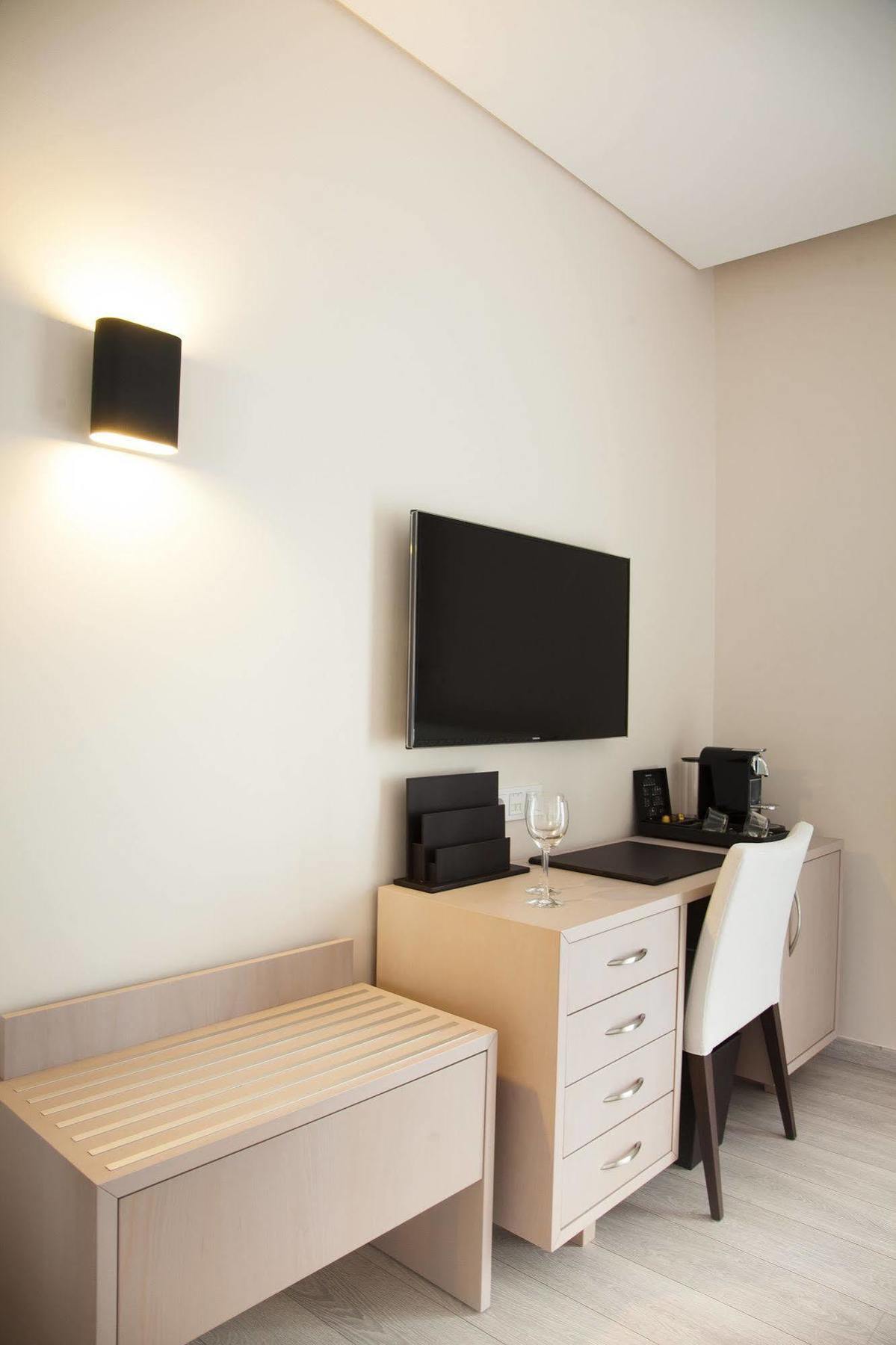 Ayia Marina Suites Ouranoupoli Extérieur photo